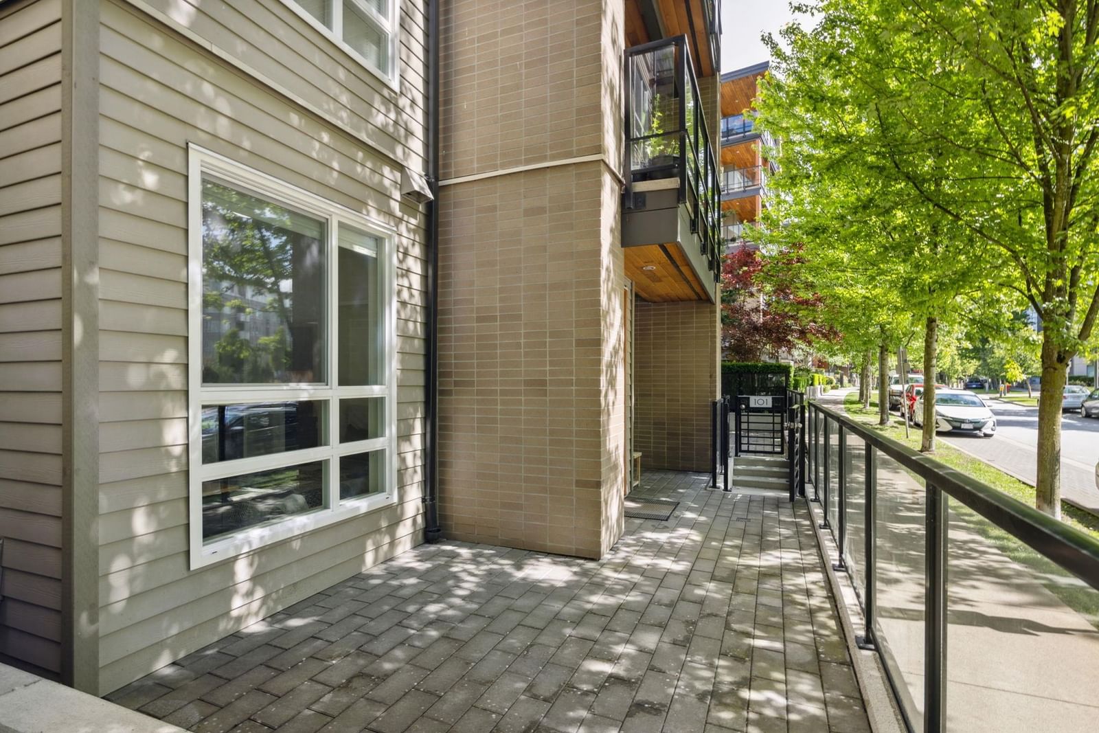 Listing Image 20