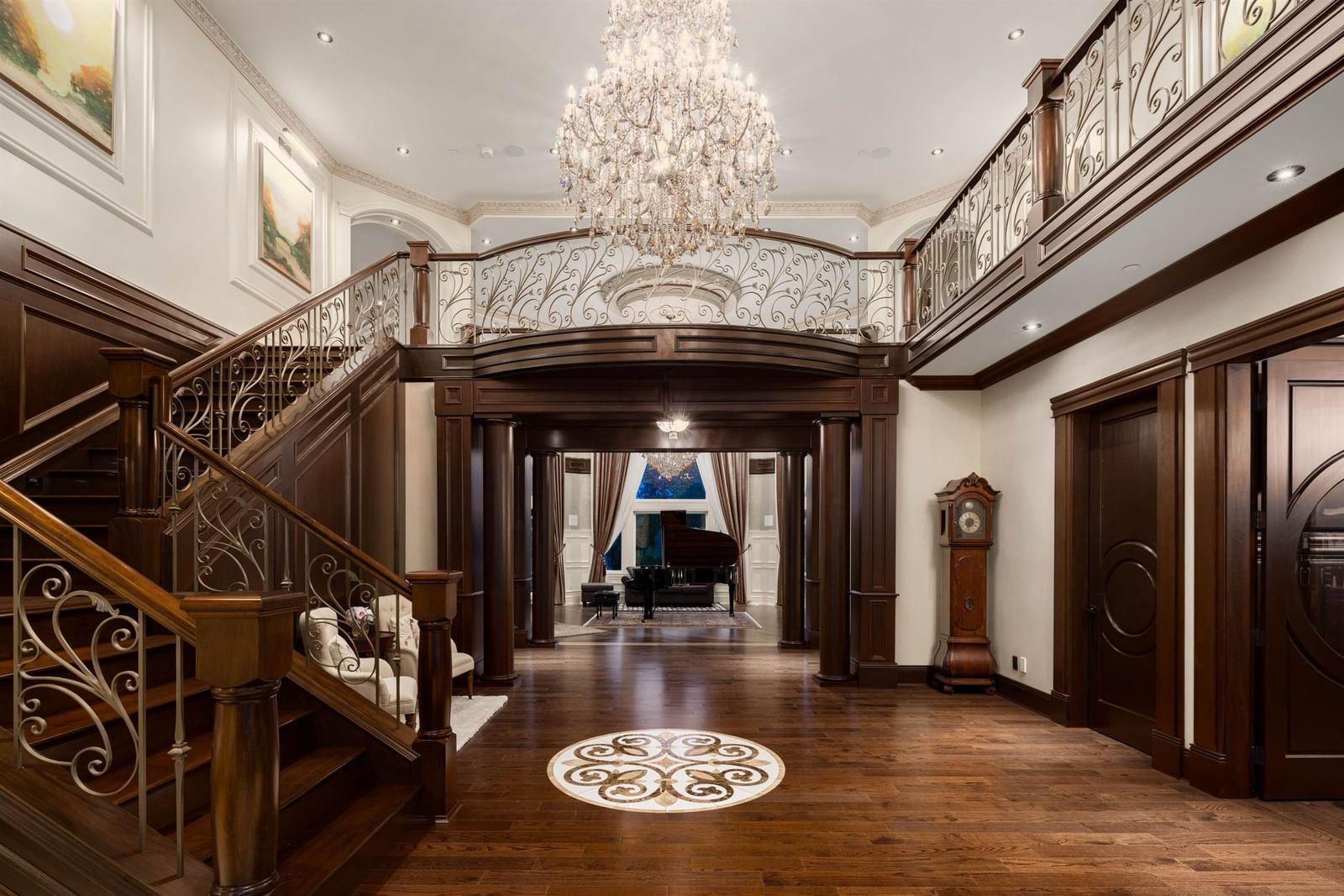Listing Image 4