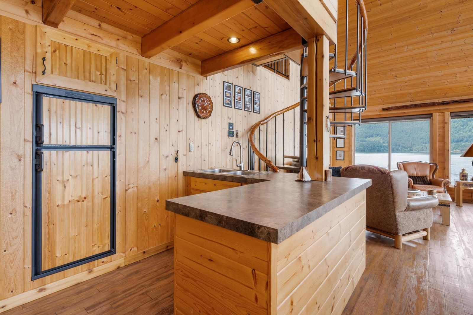 Listing Image 13
