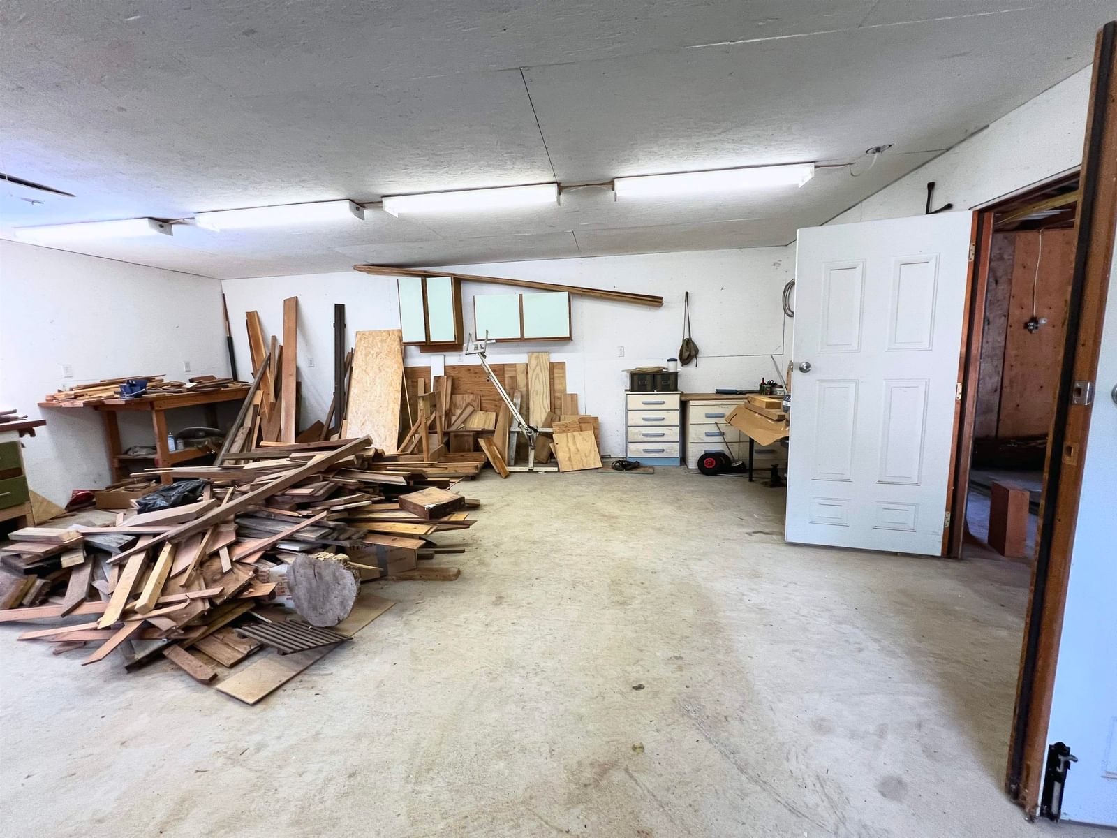 Listing Image 25