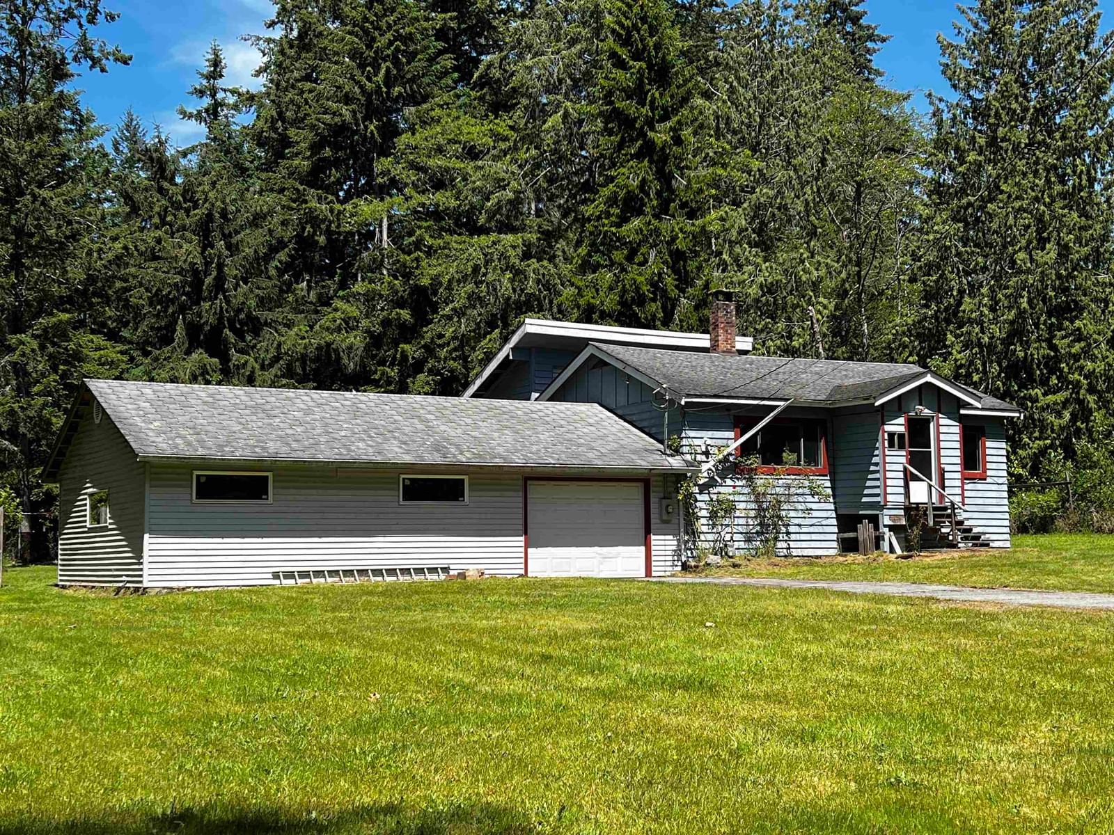 Listing Image 4
