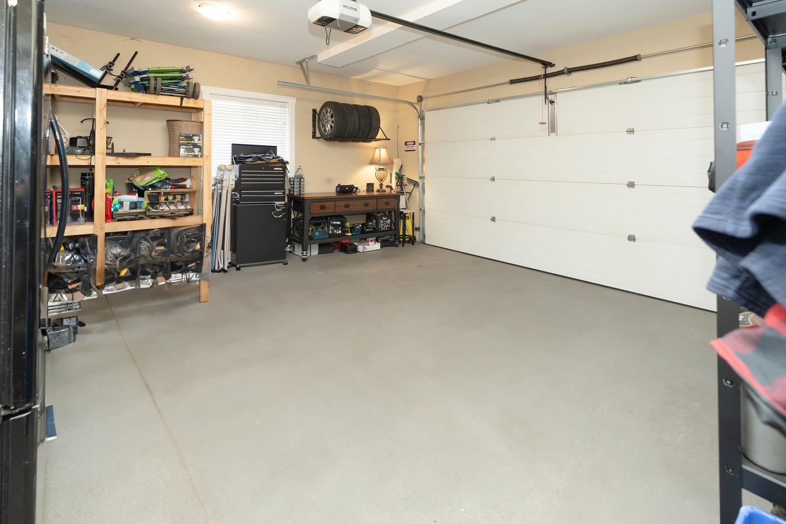 Listing Image 35