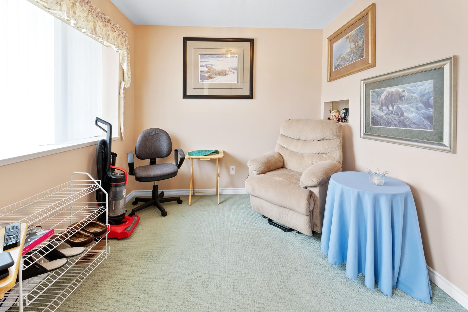 Listing Image 16