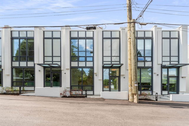 4228 Cambie Street
