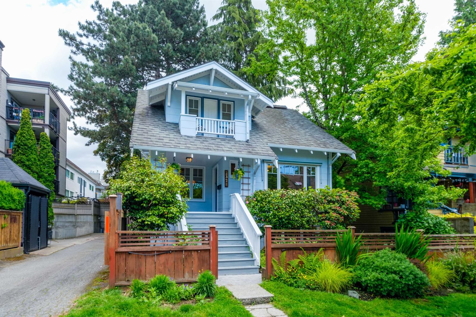 Listing Image 1