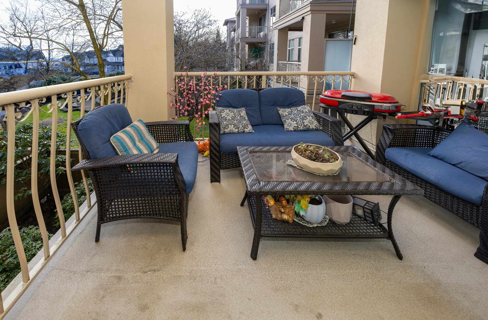 Listing Image 19