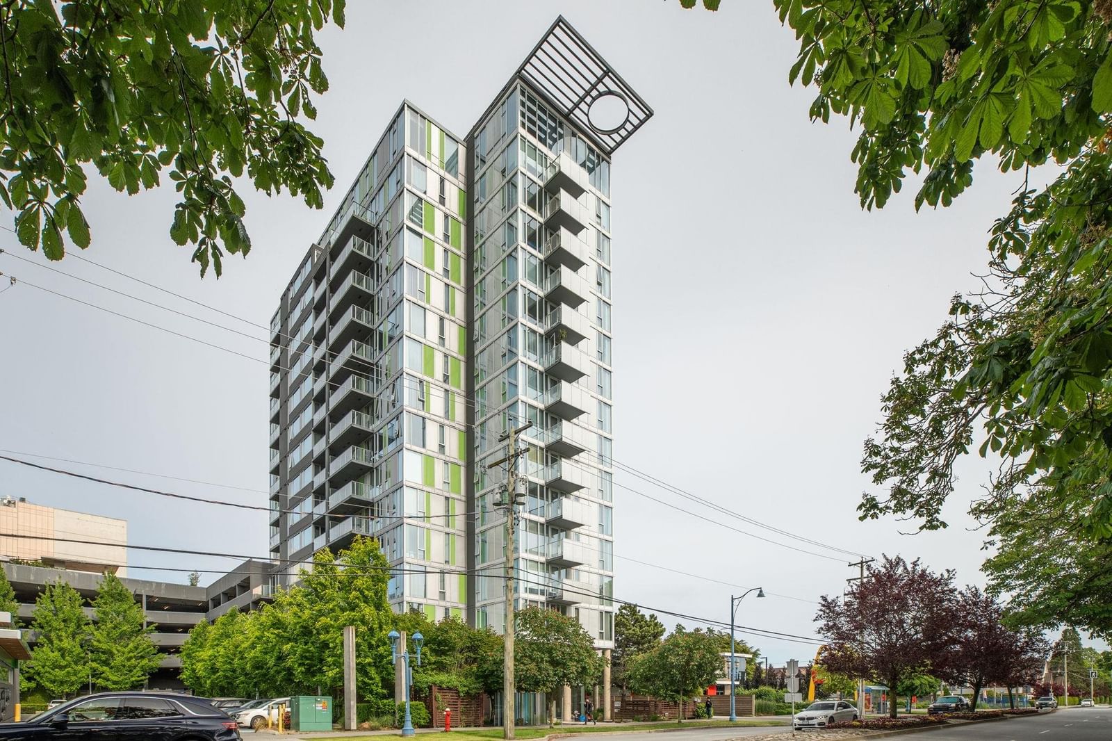 Listing Image 11