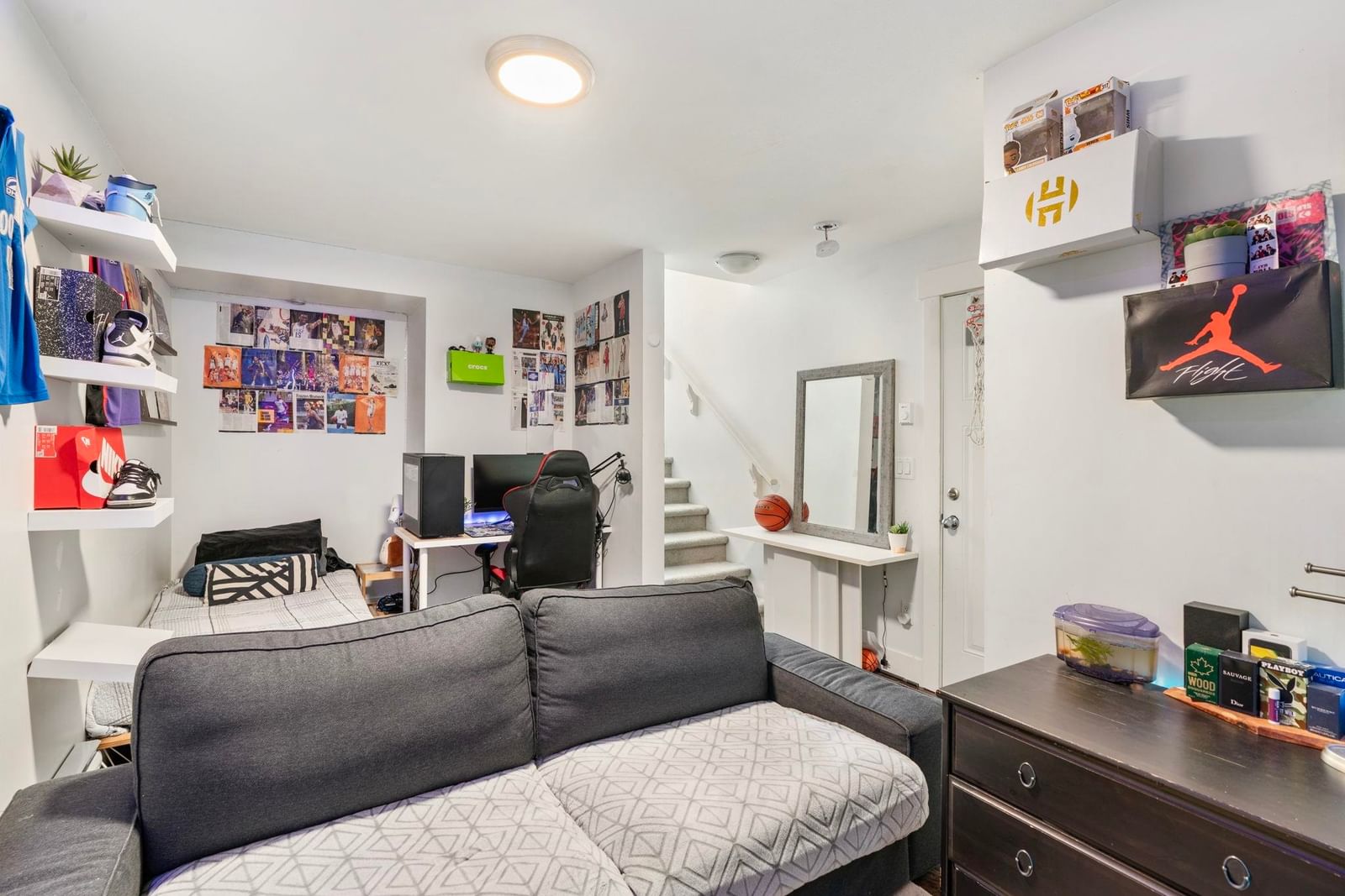 Listing Image 20