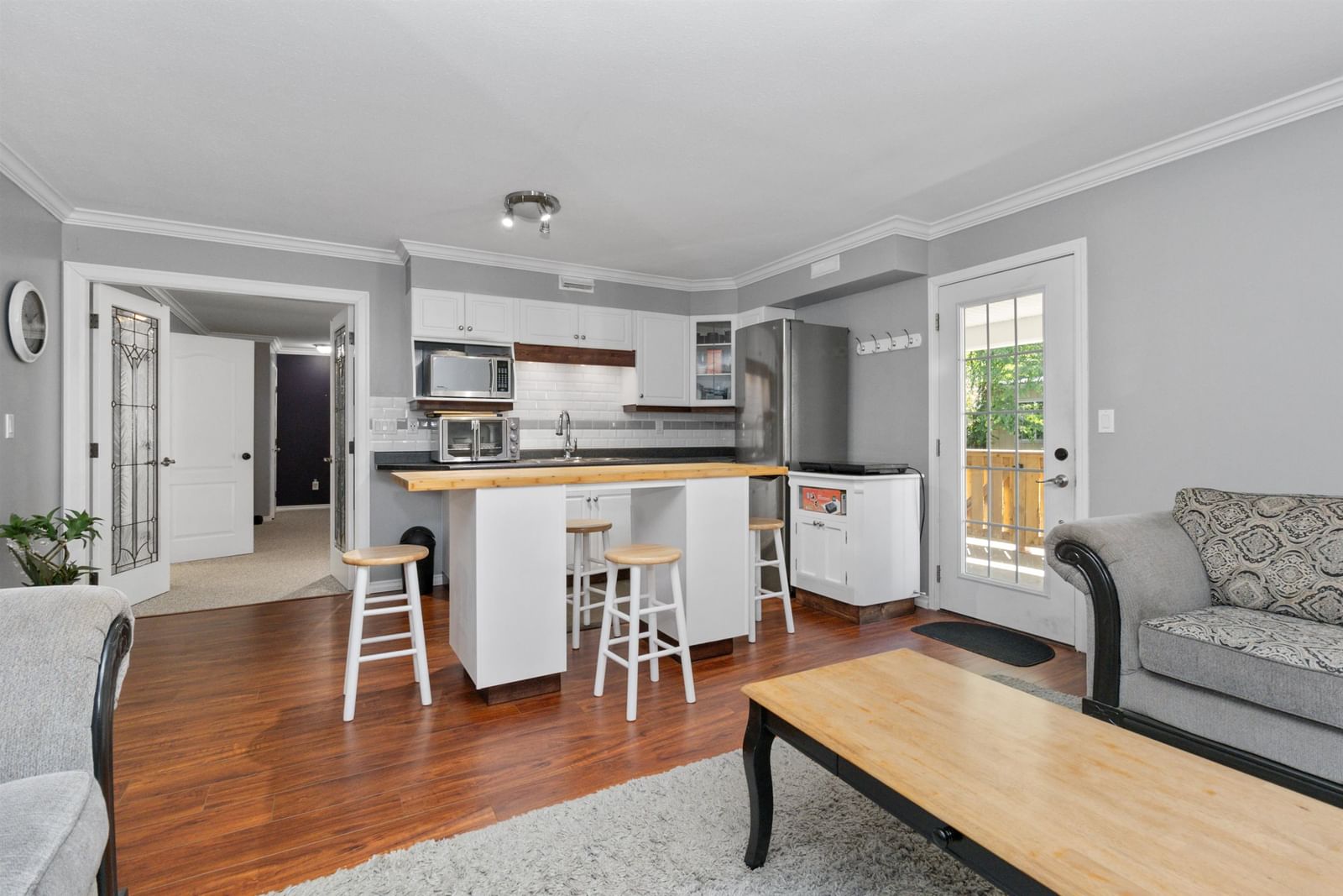Listing Image 19