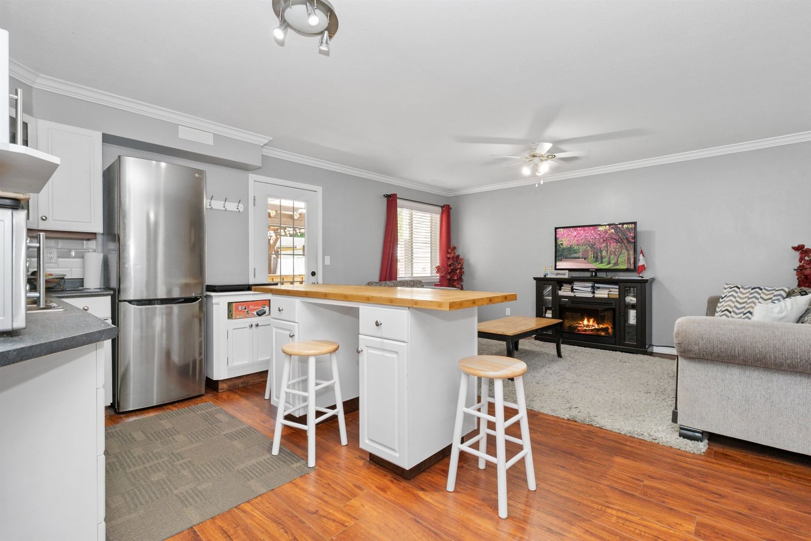 Listing Image 21