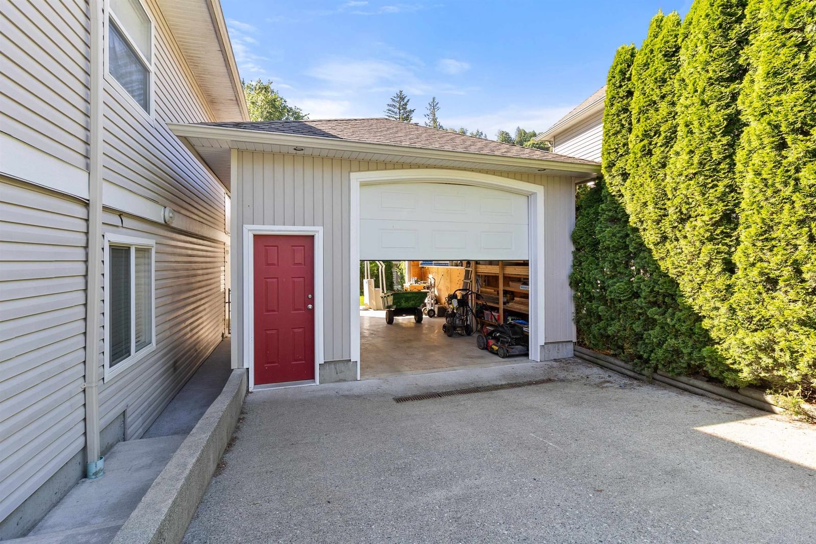 Listing Image 38