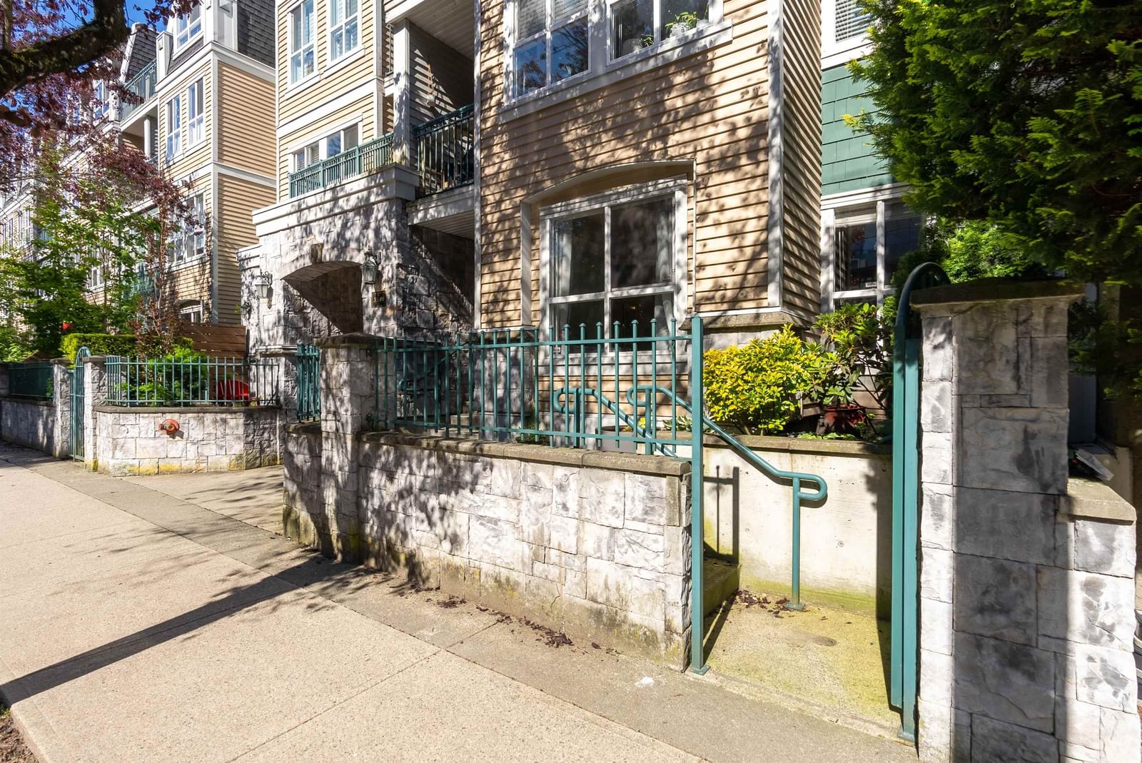 Listing Image 20