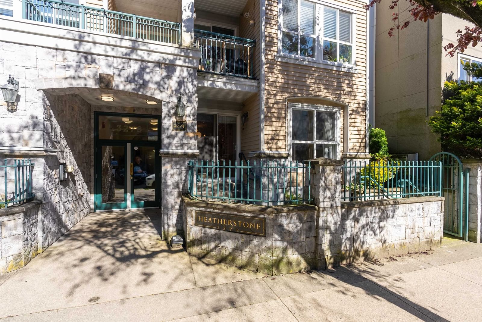 Listing Image 21