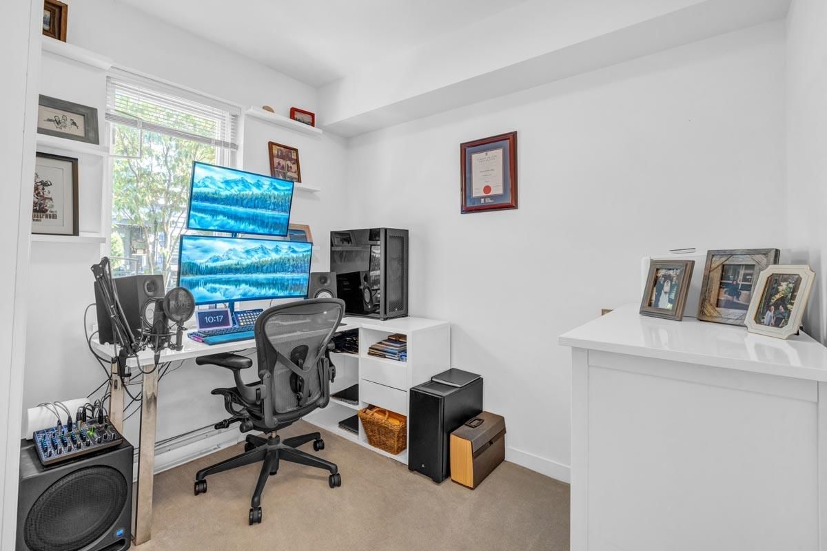Listing Image 23