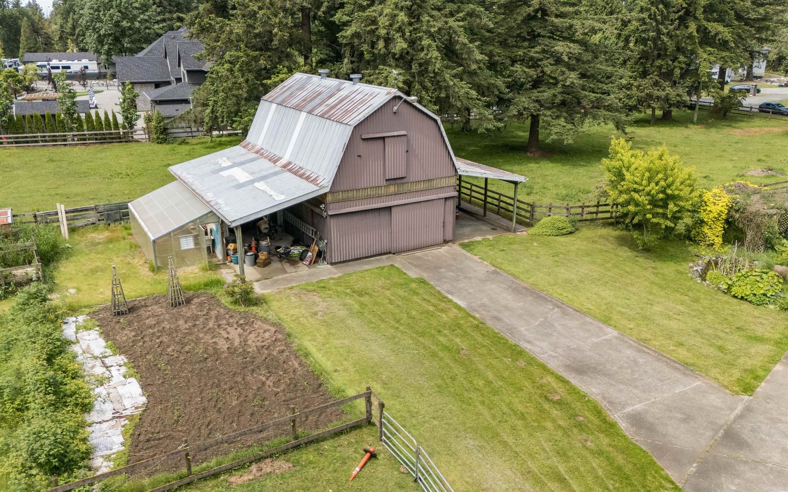 Listing Image 32