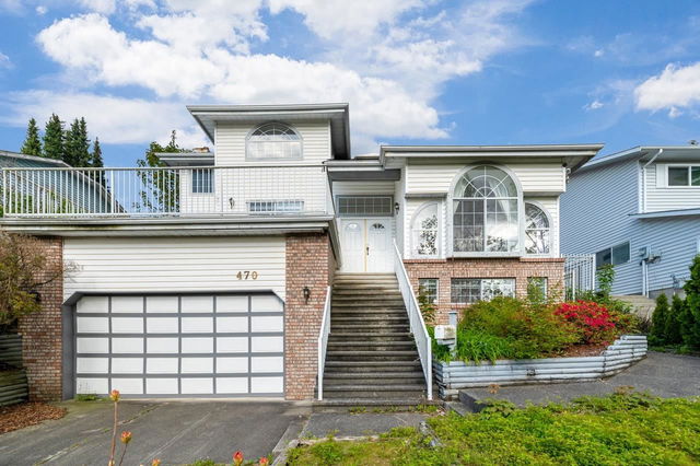 470 Riverview Crescent
