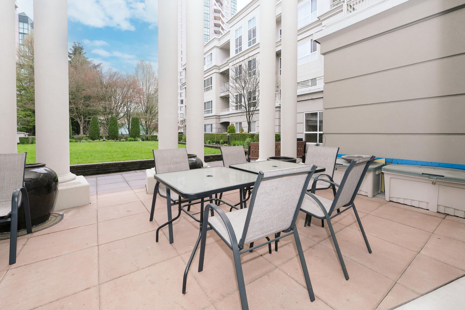 Listing Image 13