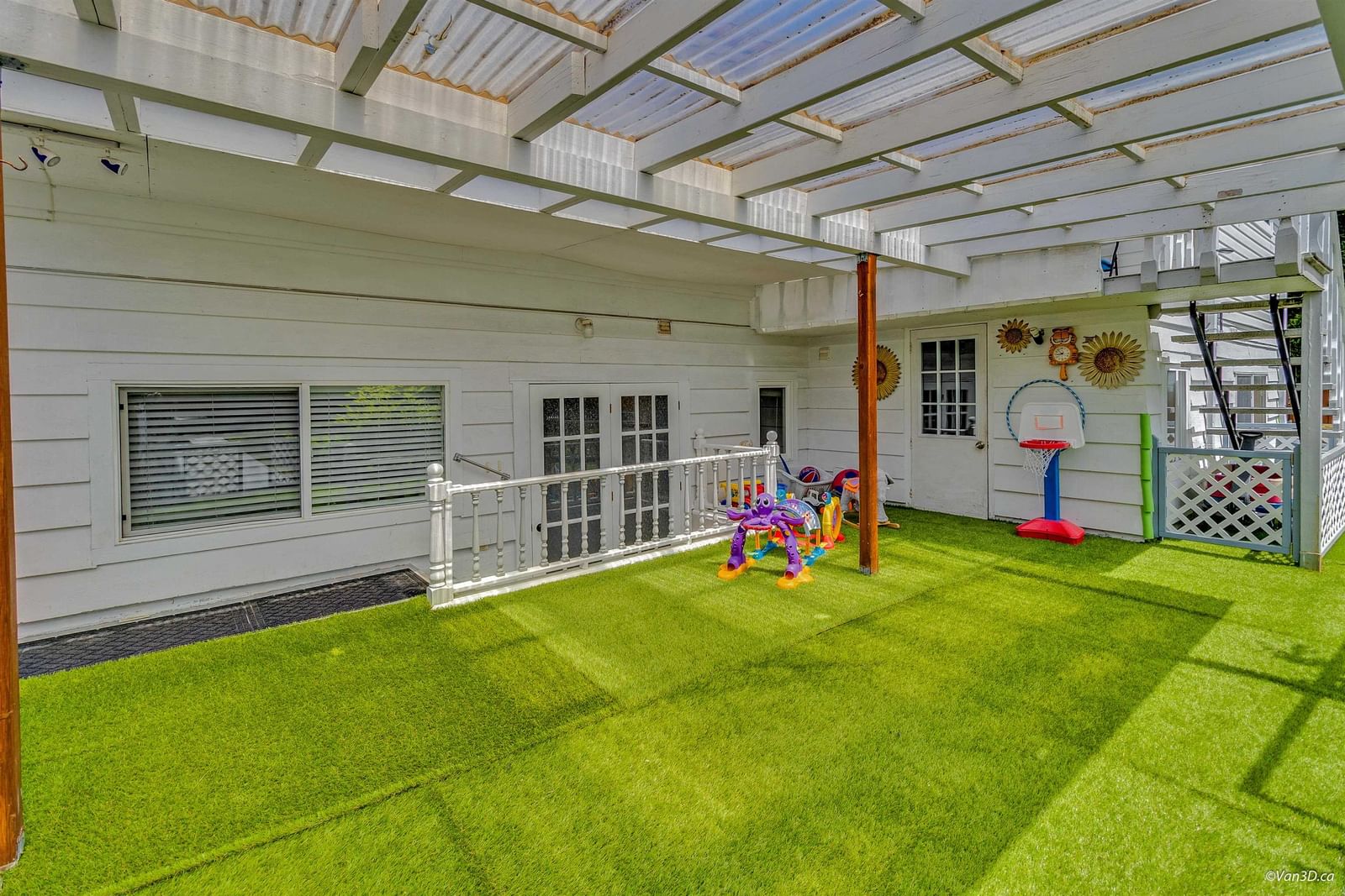 Listing Image 17