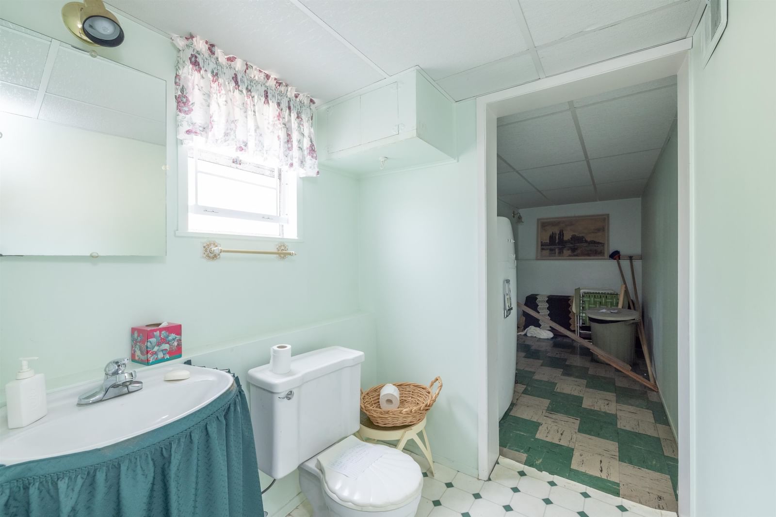 Listing Image 15