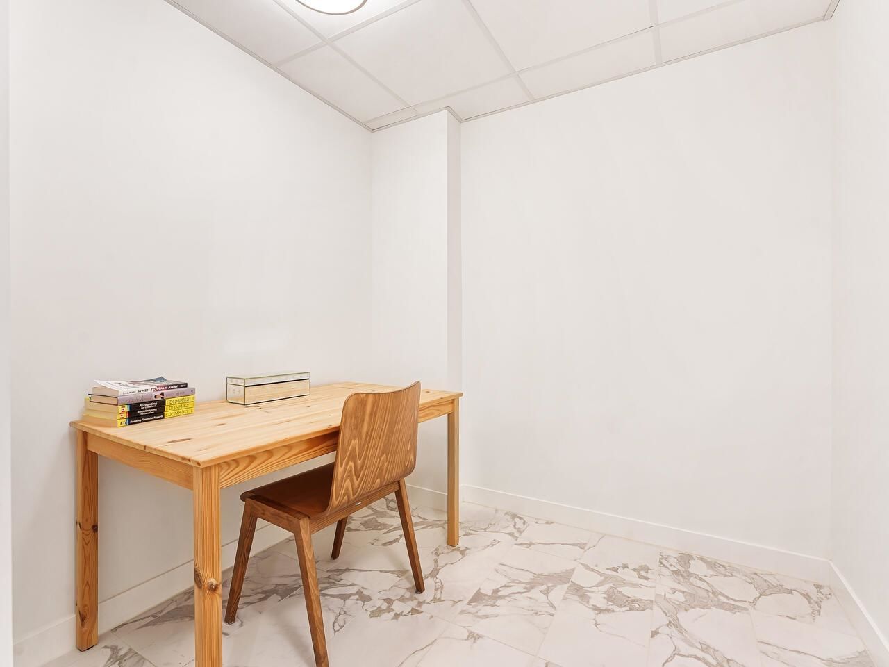 Listing Image 8
