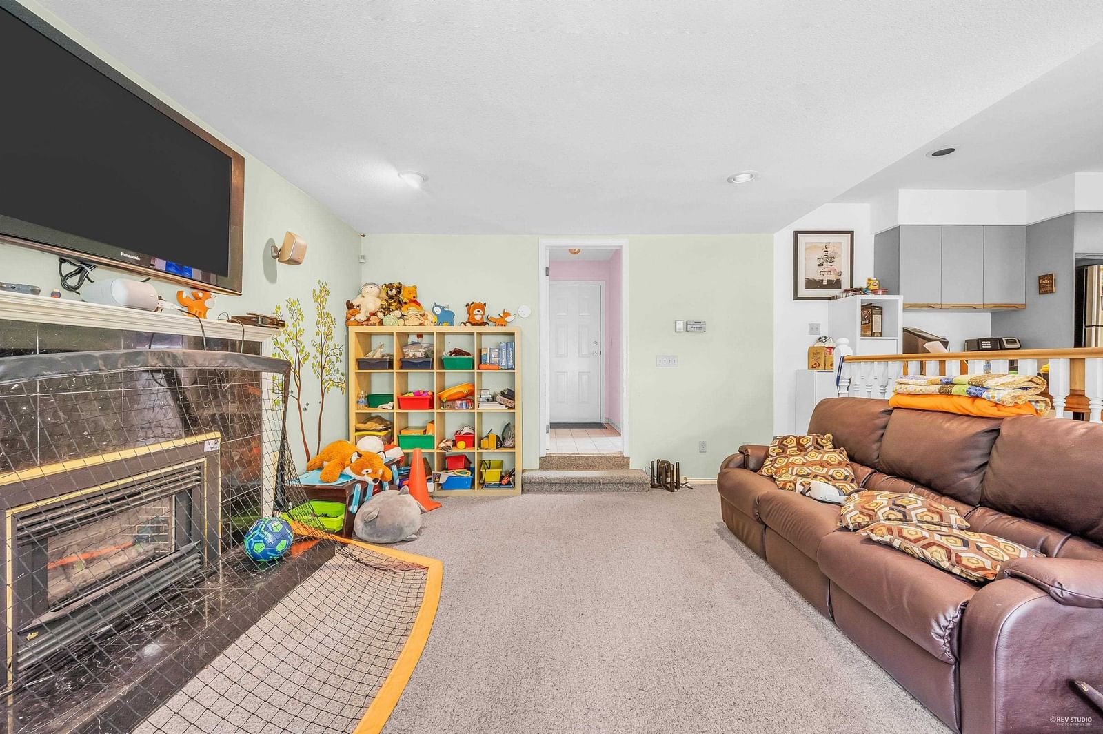 Listing Image 17