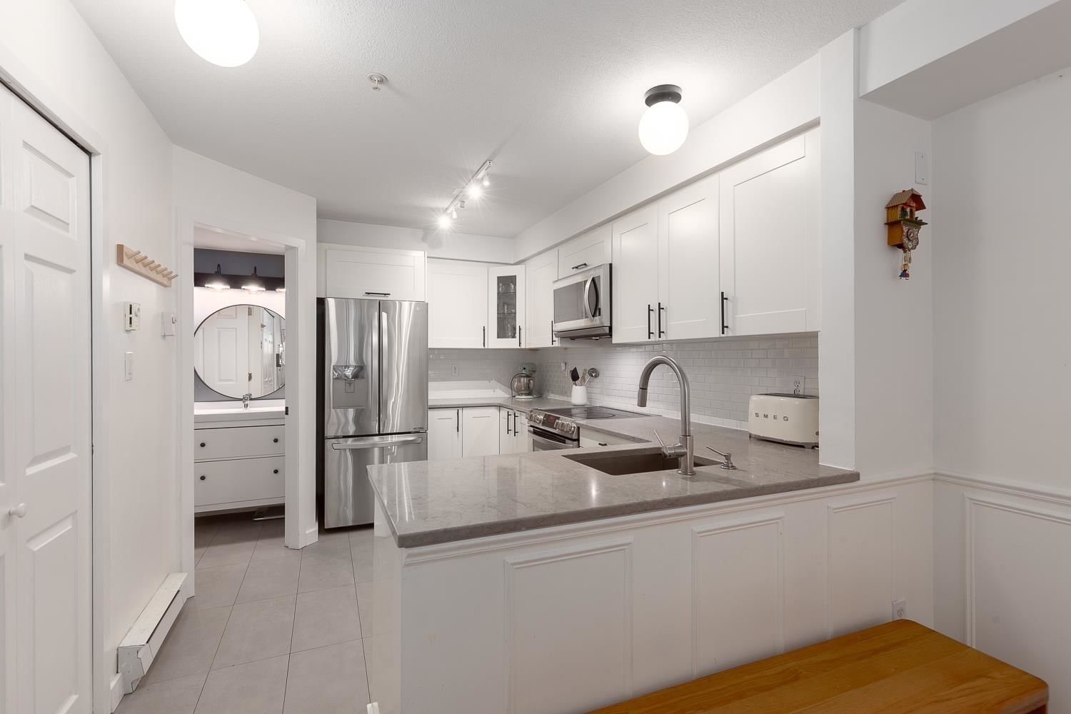 Listing Image 9
