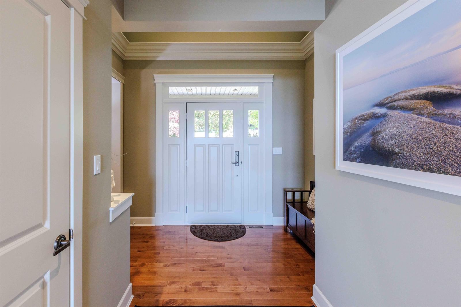 Listing Image 5