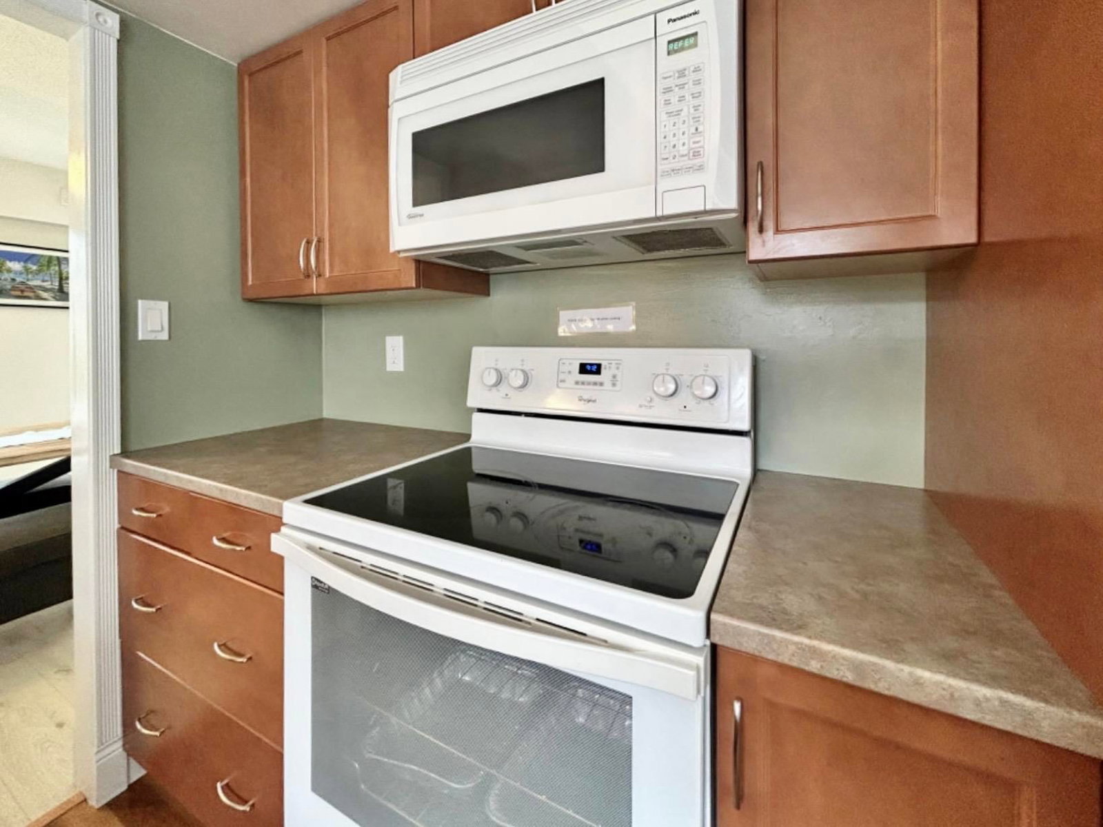 Listing Image 14