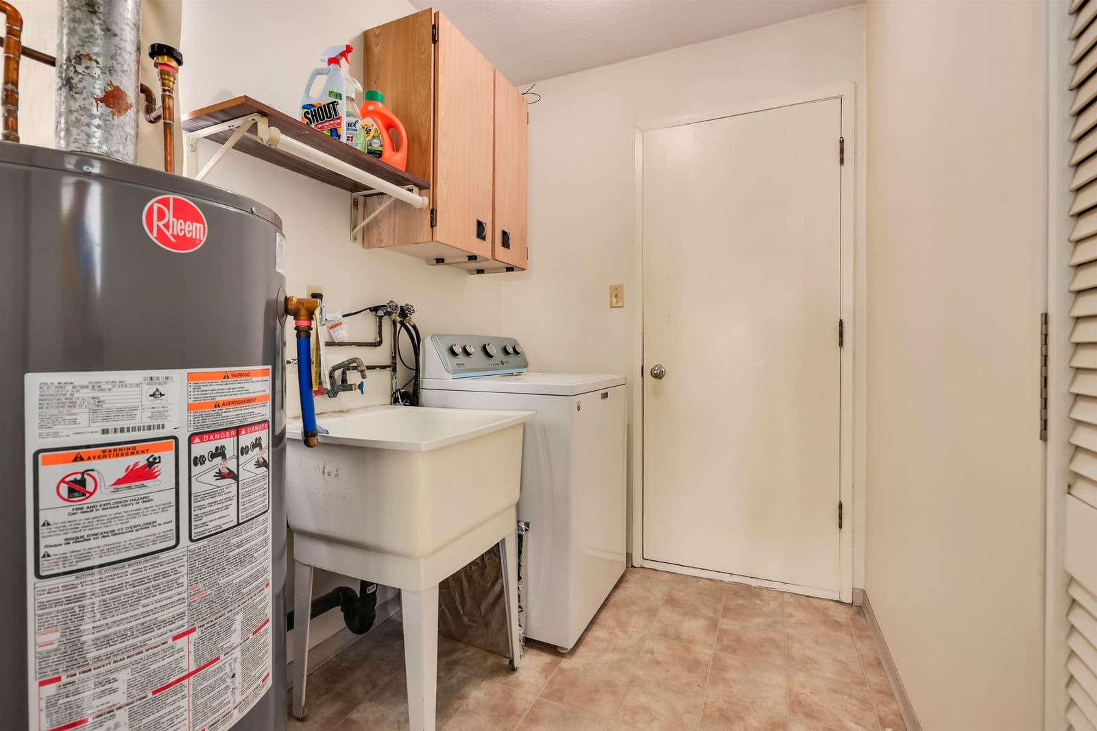 Listing Image 19