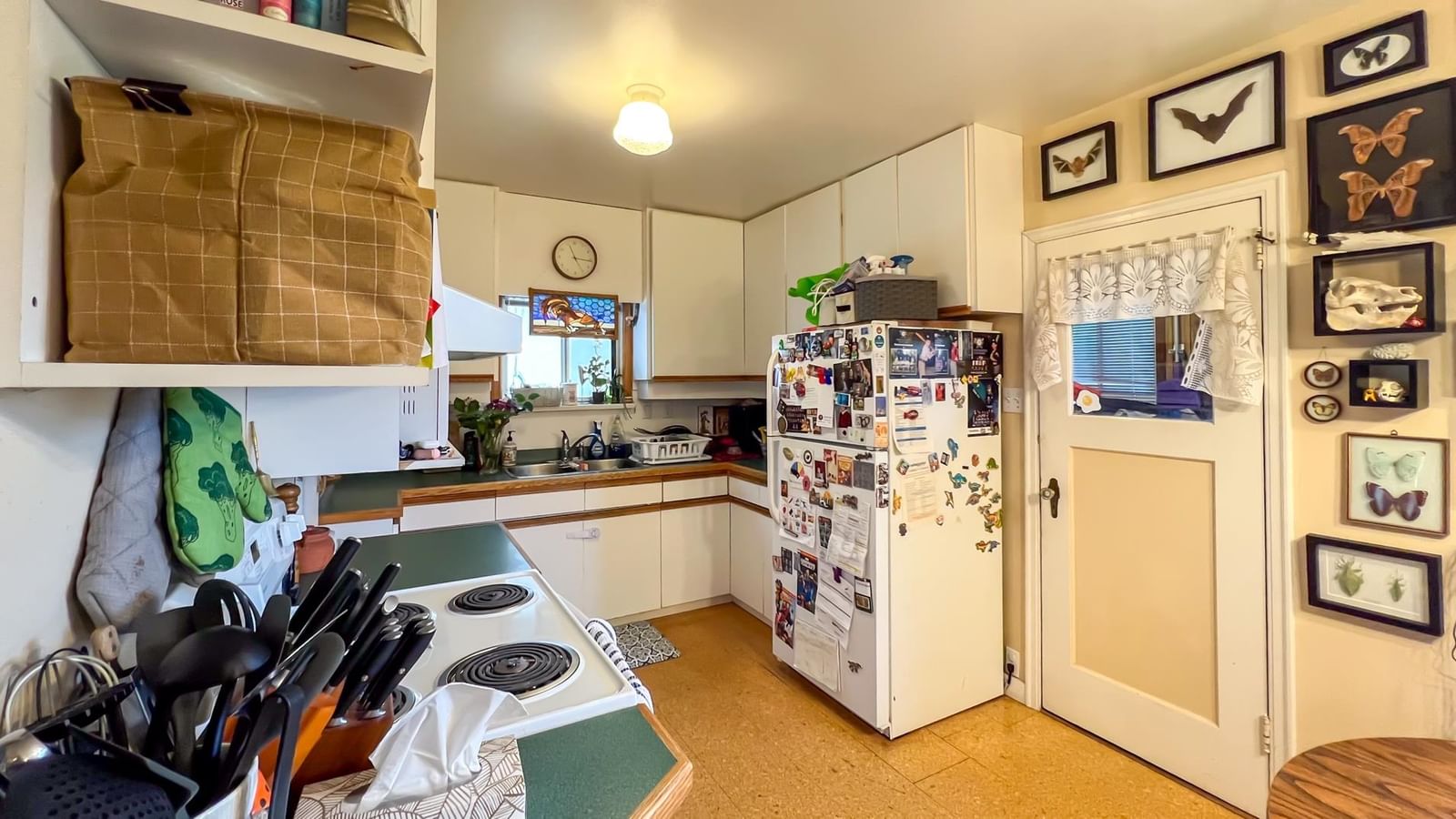 Listing Image 8