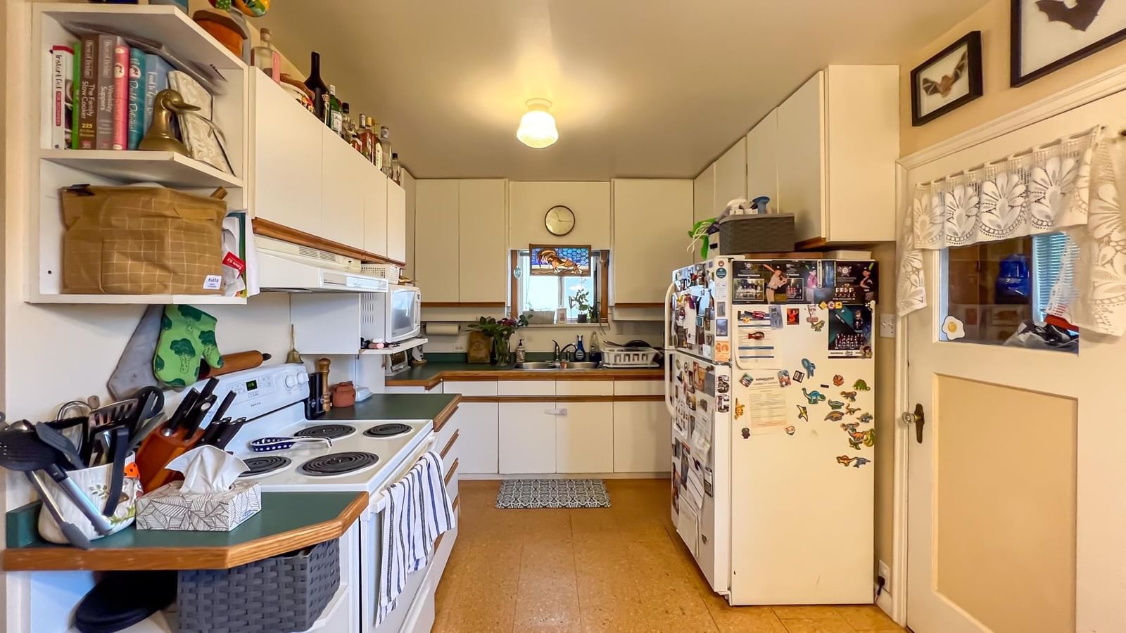 Listing Image 9