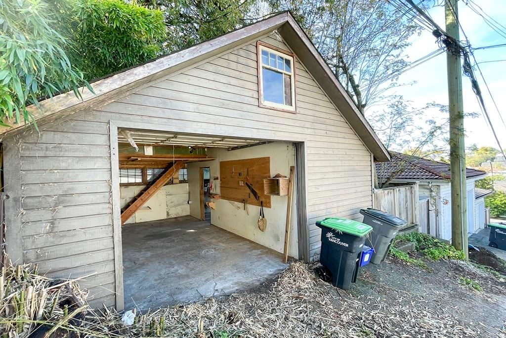 Listing Image 19