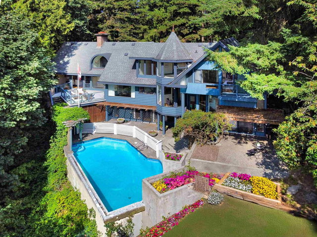 2122 Marine Drive