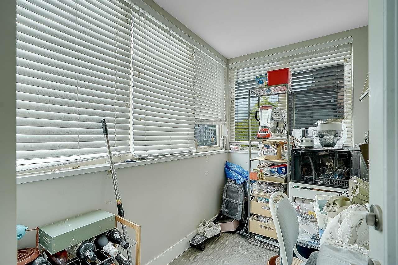 Listing Image 18