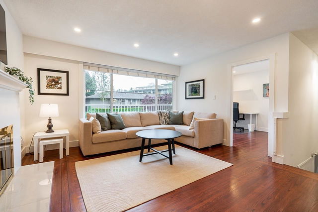 1096 Viney Road