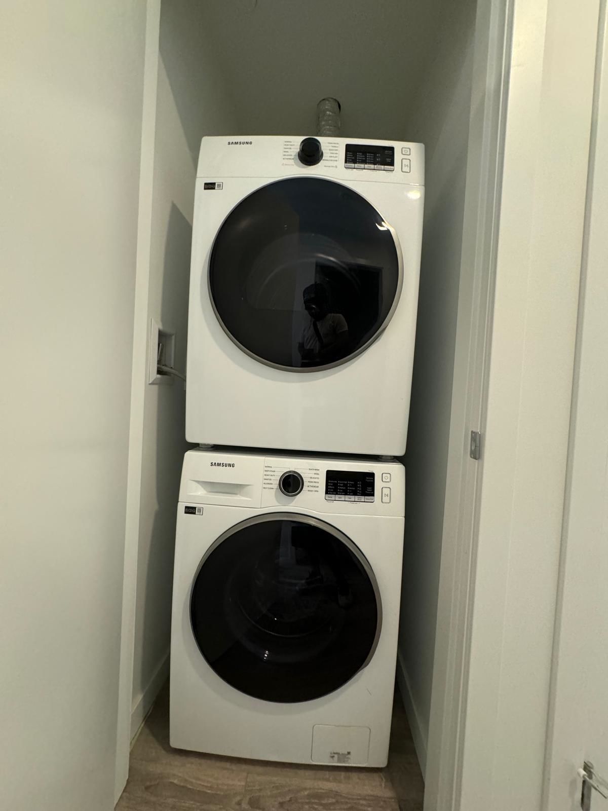 Listing Image 27