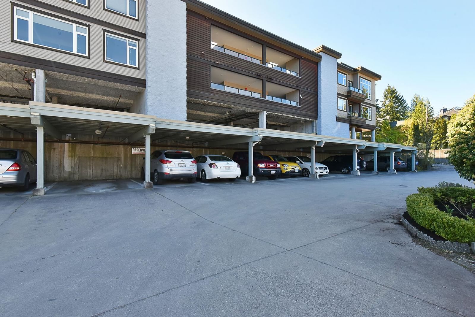 Listing Image 26