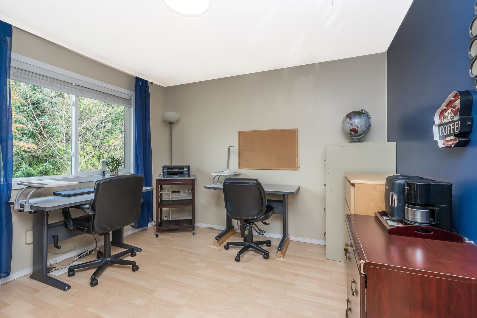 Listing Image 18