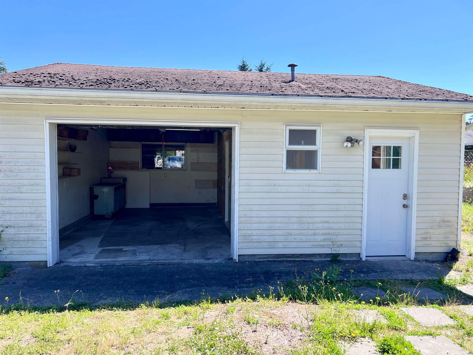 Listing Image 30