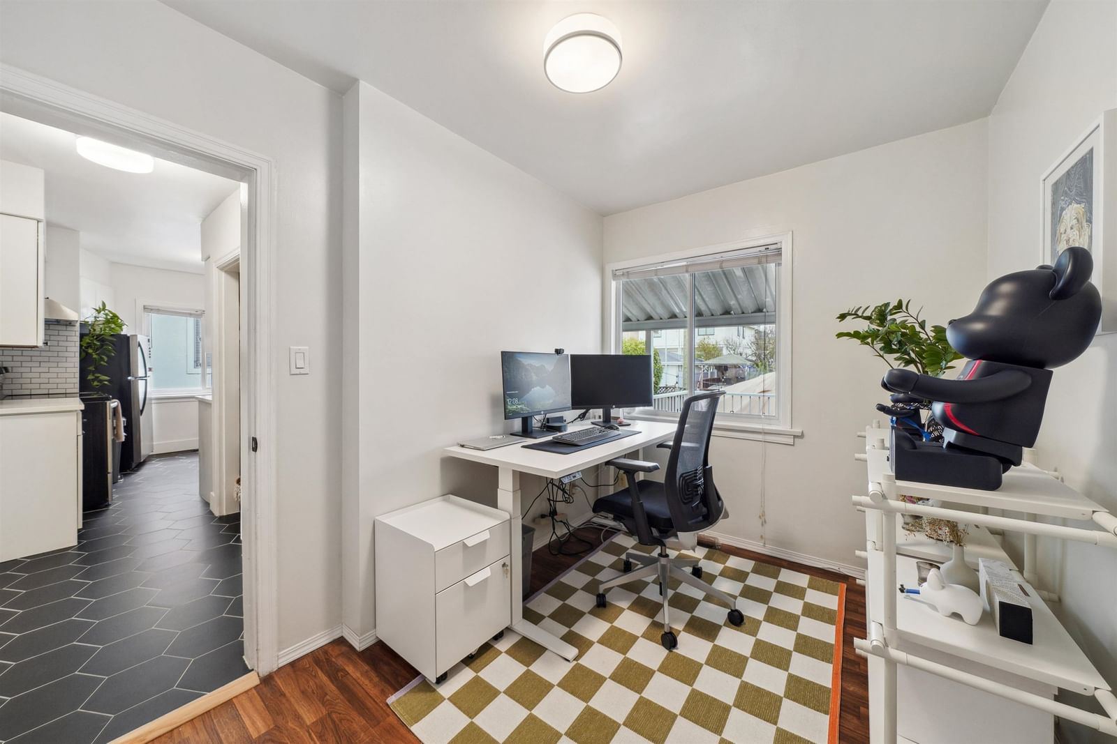 Listing Image 13