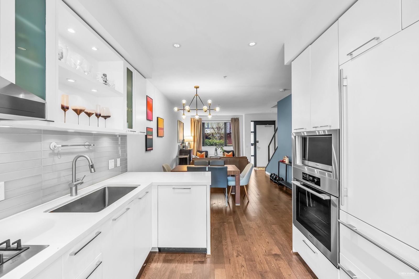 Listing Image 10
