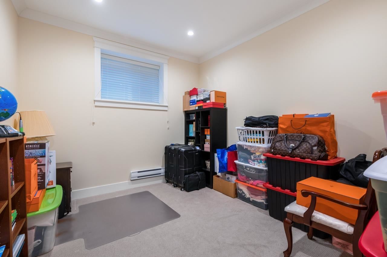 Listing Image 32