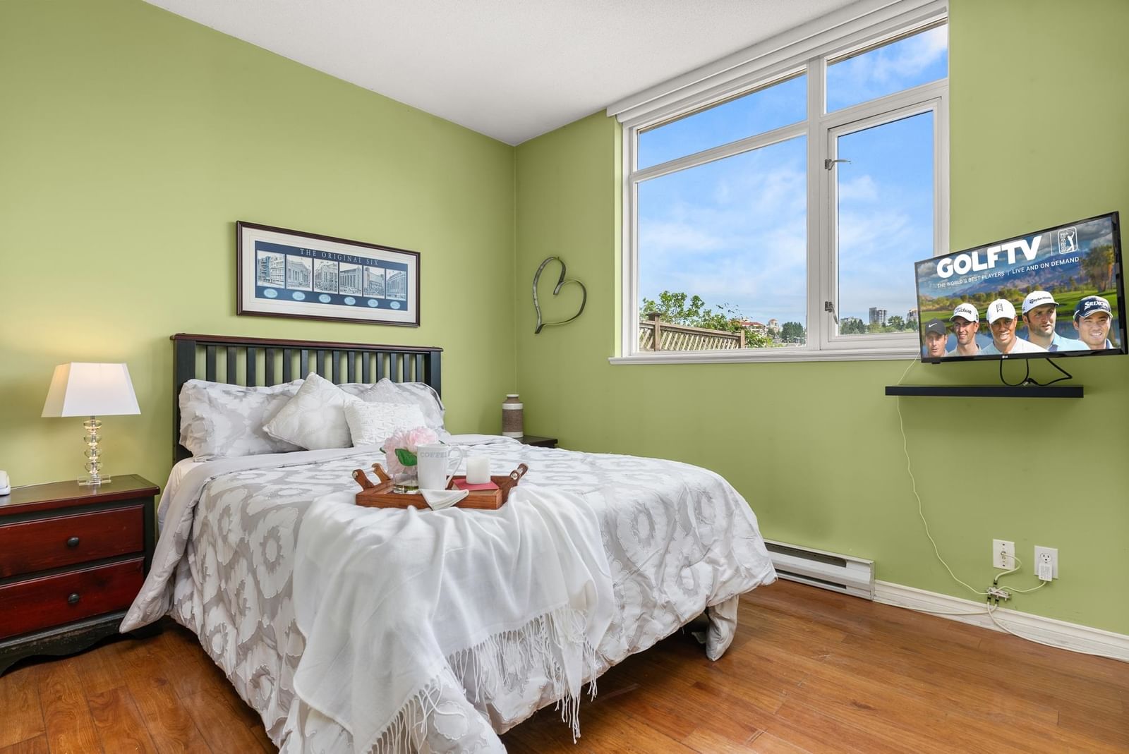 Listing Image 15