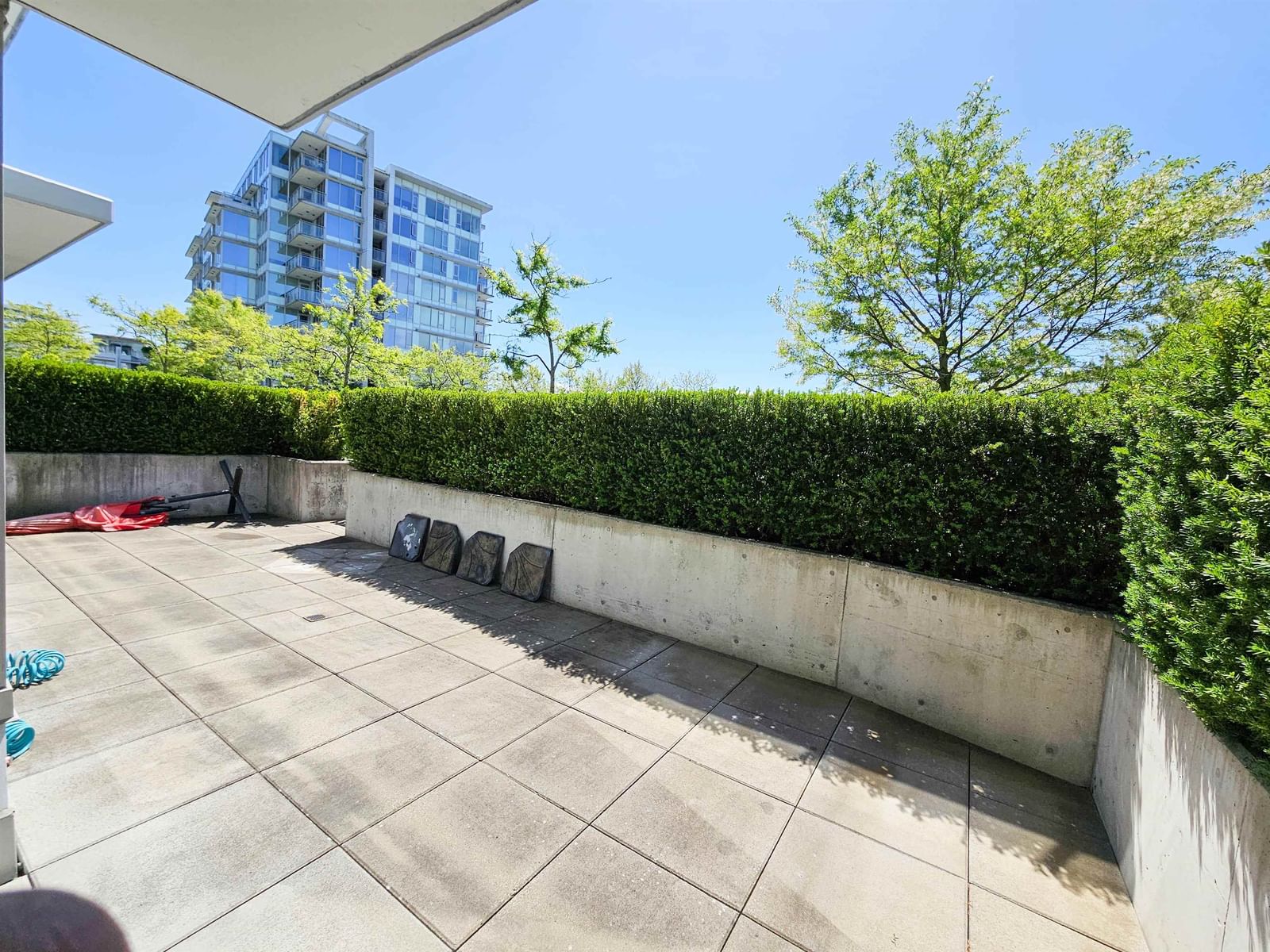 Listing Image 16