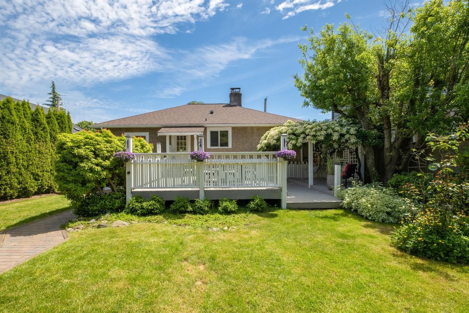 Listing Image 18
