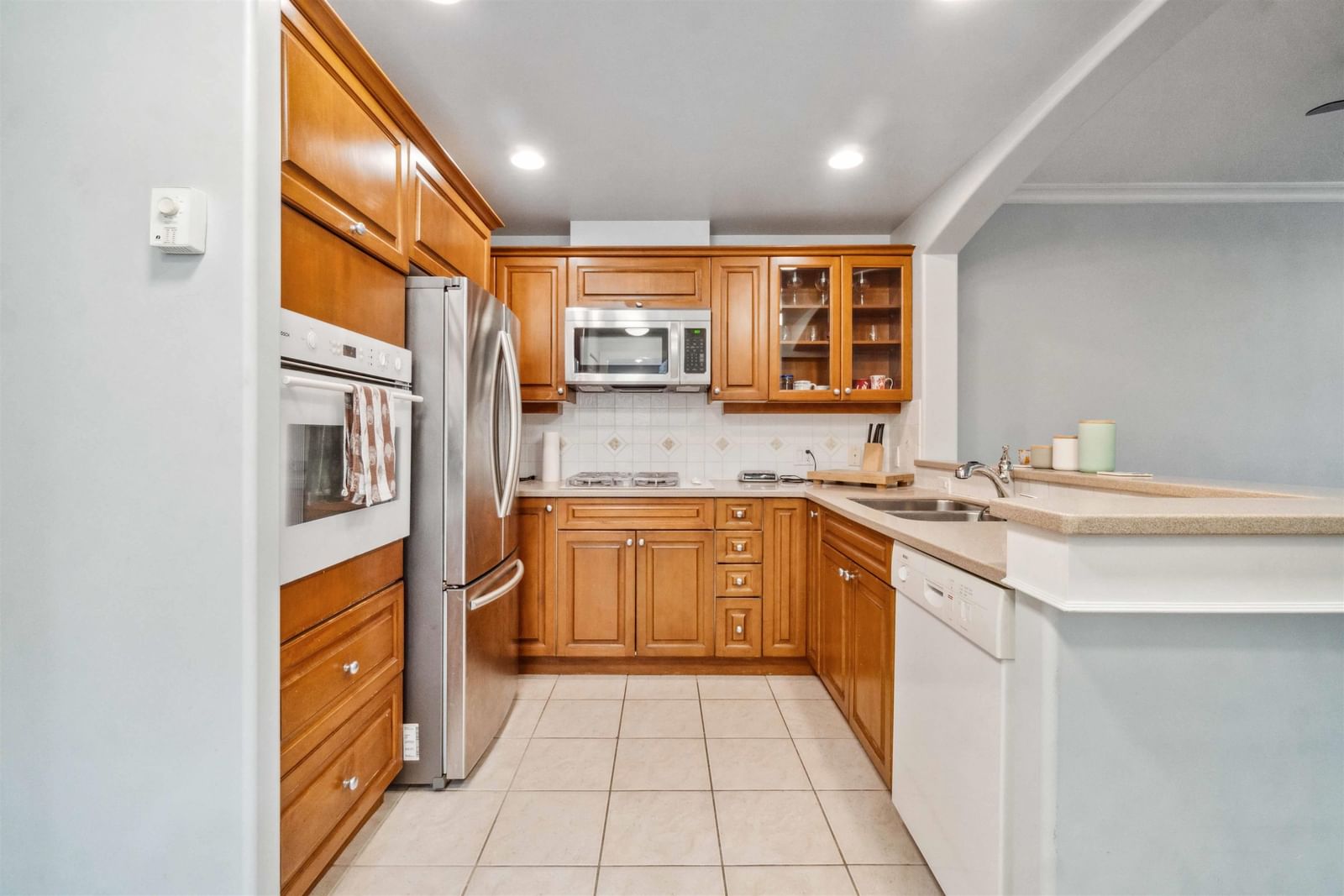 Listing Image 16