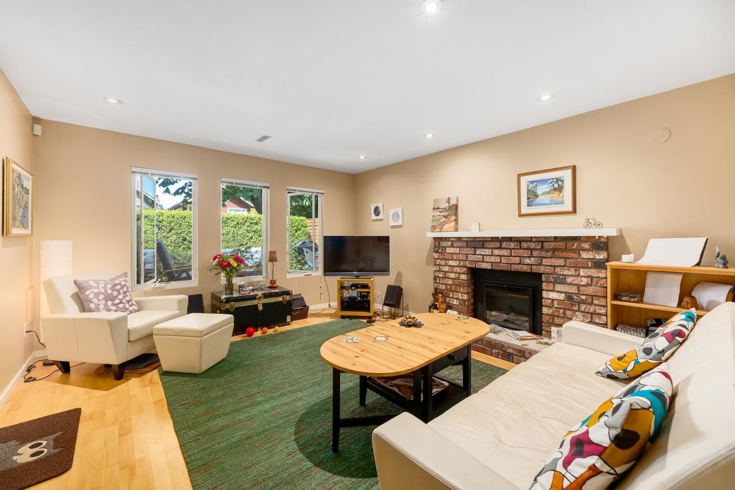 Listing Image 26