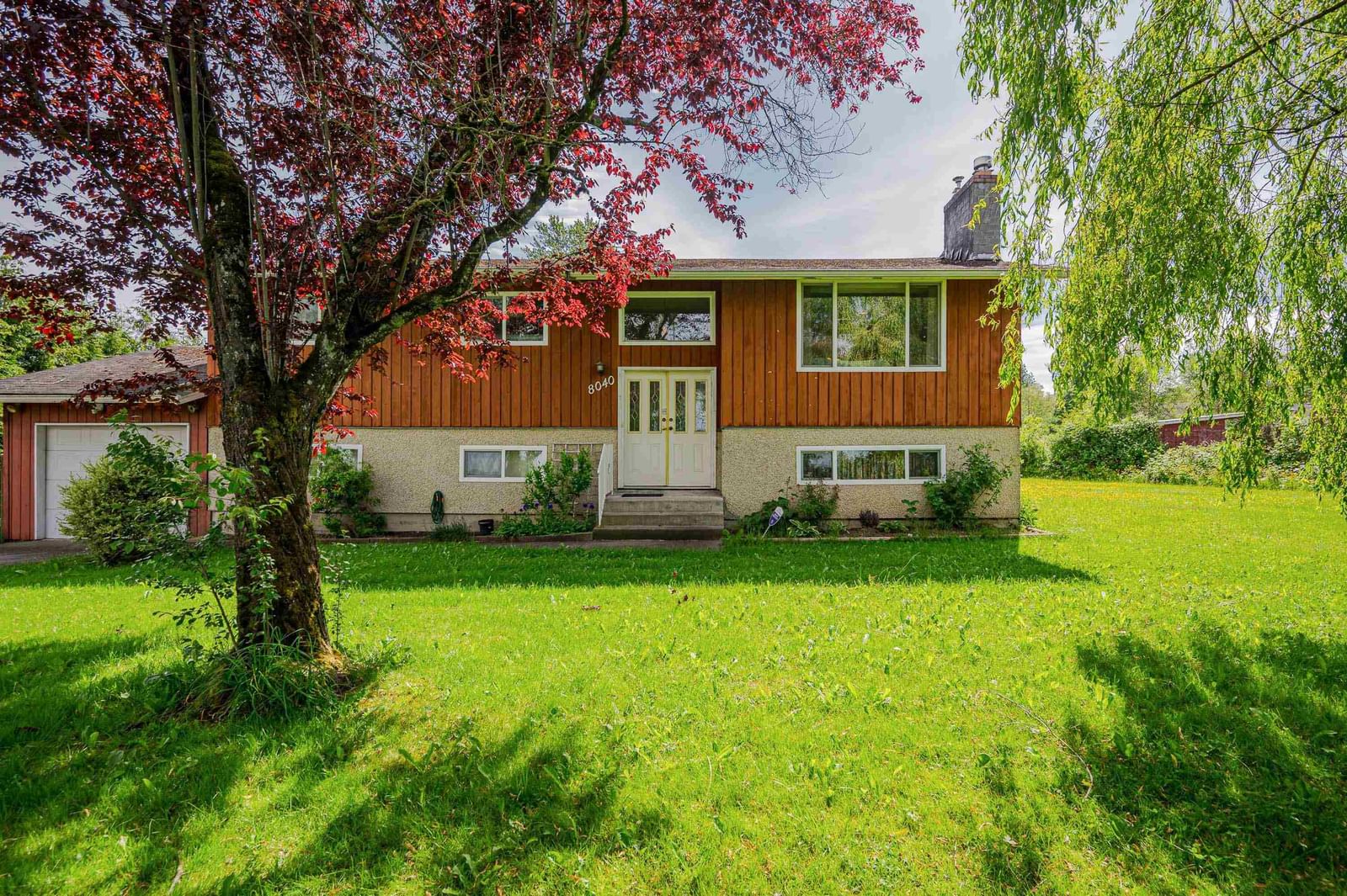 Listing Image 5