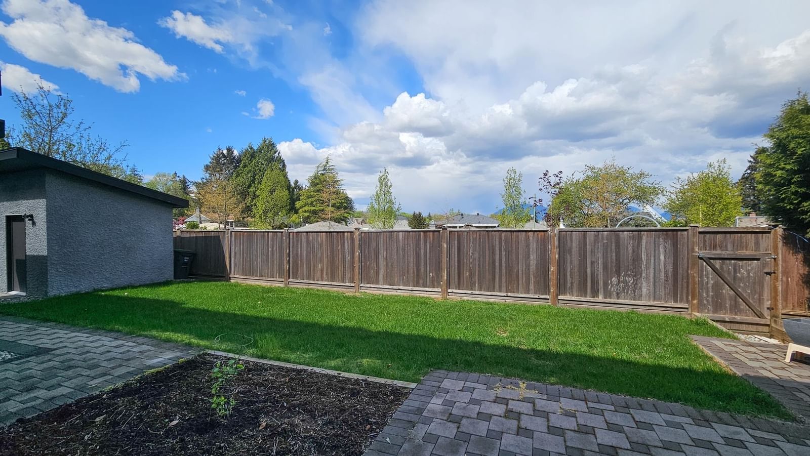 Listing Image 25
