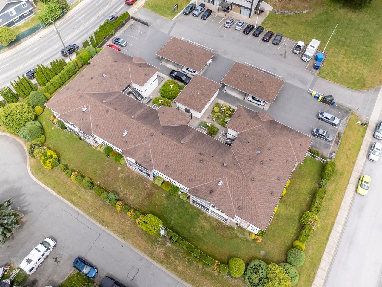 Listing Image 40
